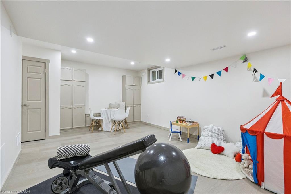 27-89 Woolwich Street, Waterloo, ON - Indoor