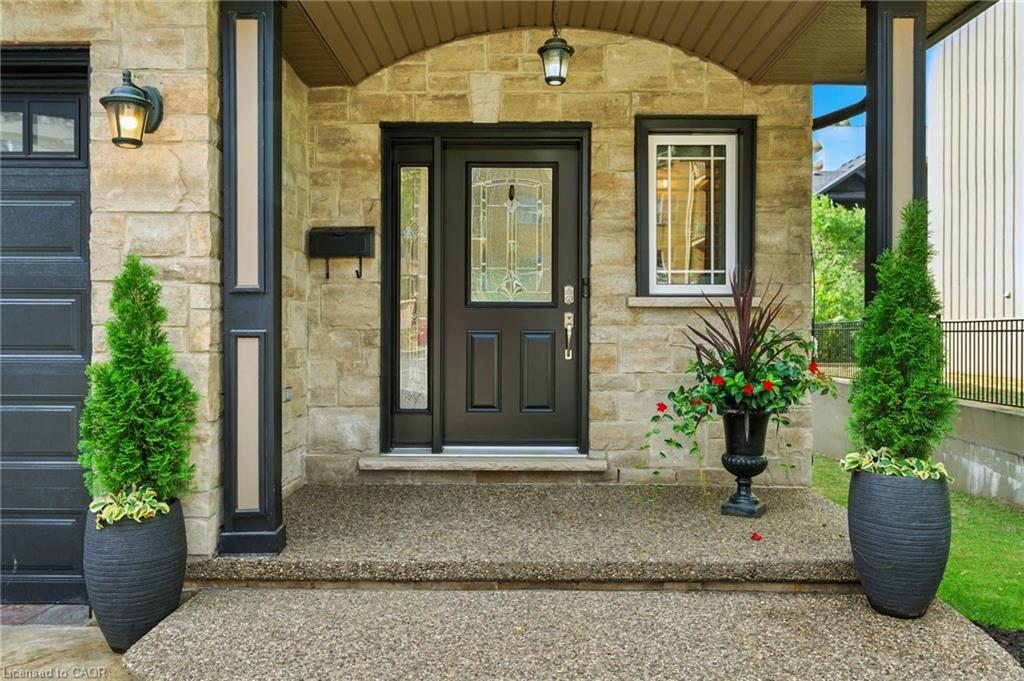 199 Hunter Street W, Hamilton, ON - Outdoor