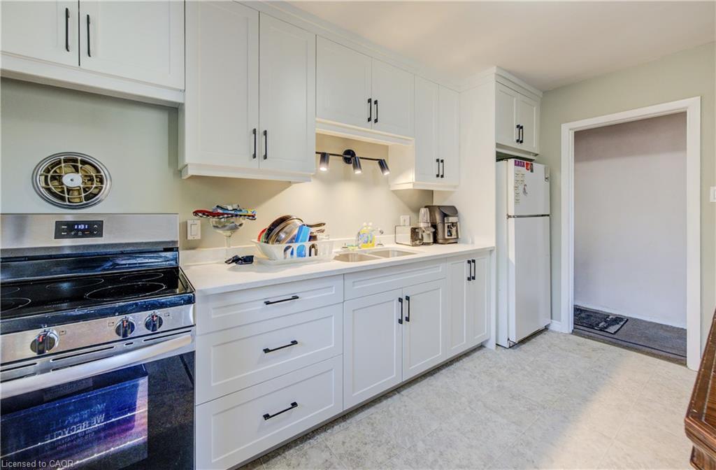 263 Highland Road W, Kitchener, ON