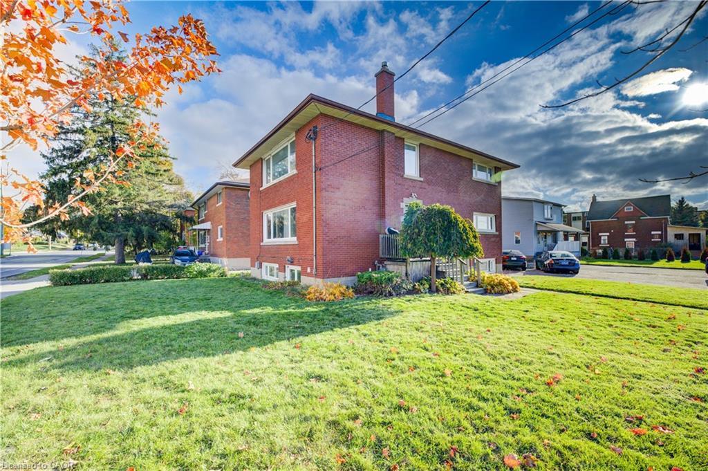 263 Highland Road W, Kitchener, ON