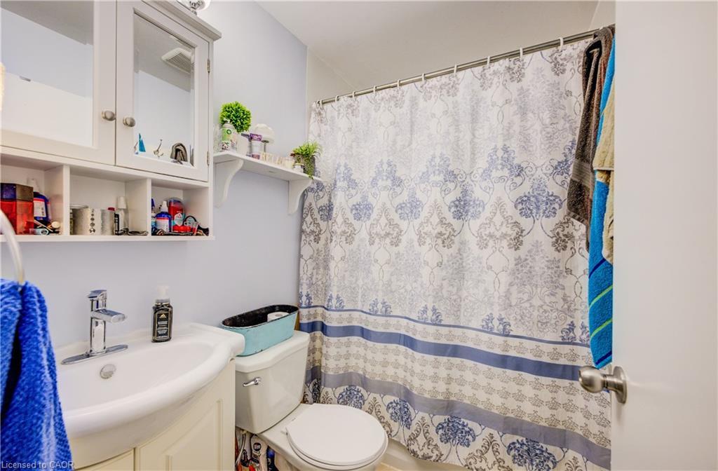 263 Highland Road W, Kitchener, ON