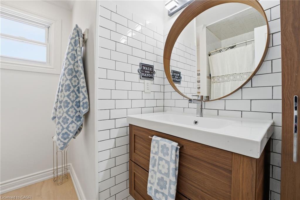 104 Cindy Avenue, Cambridge, ON - Indoor