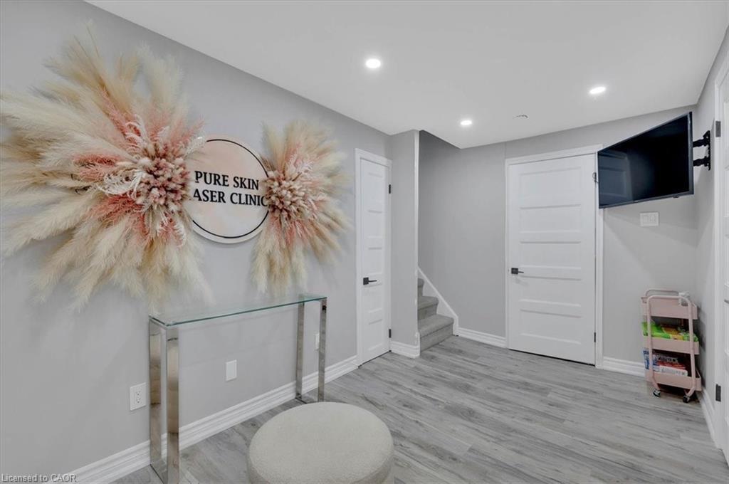 168 Silver Aspen Crescent, Kitchener, ON - Indoor Photo Showing Other Room