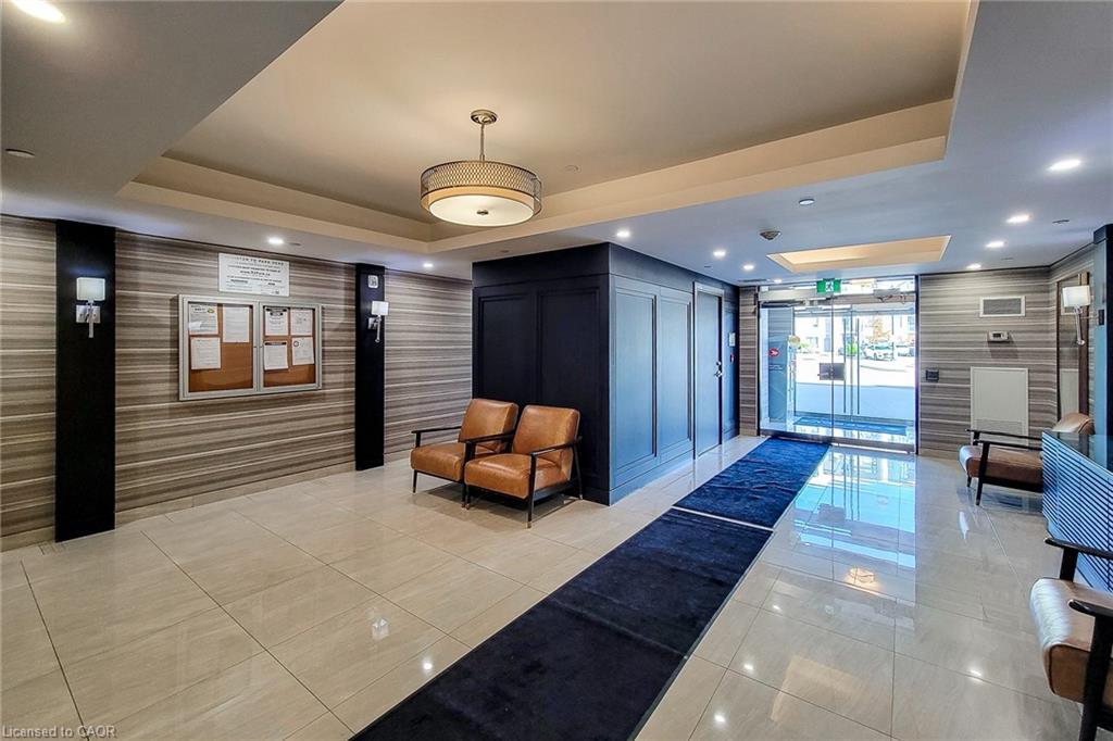 638-125 Shoreview Place, Stoney Creek, ON - Indoor Photo Showing Other Room