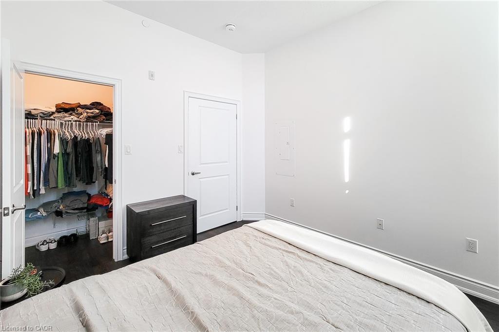 638-125 Shoreview Place, Stoney Creek, ON - Indoor Photo Showing Bedroom