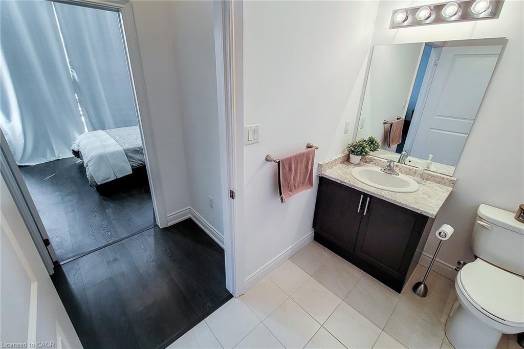 638-125 Shoreview Place, Stoney Creek, ON - Indoor Photo Showing Bathroom