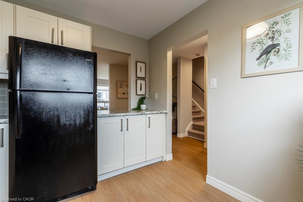 43-2050 Upper Middle Road, Burlington, ON - Indoor