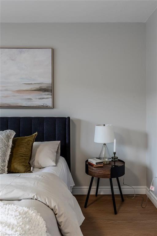 43-2050 Upper Middle Road, Burlington, ON - Indoor Photo Showing Bedroom
