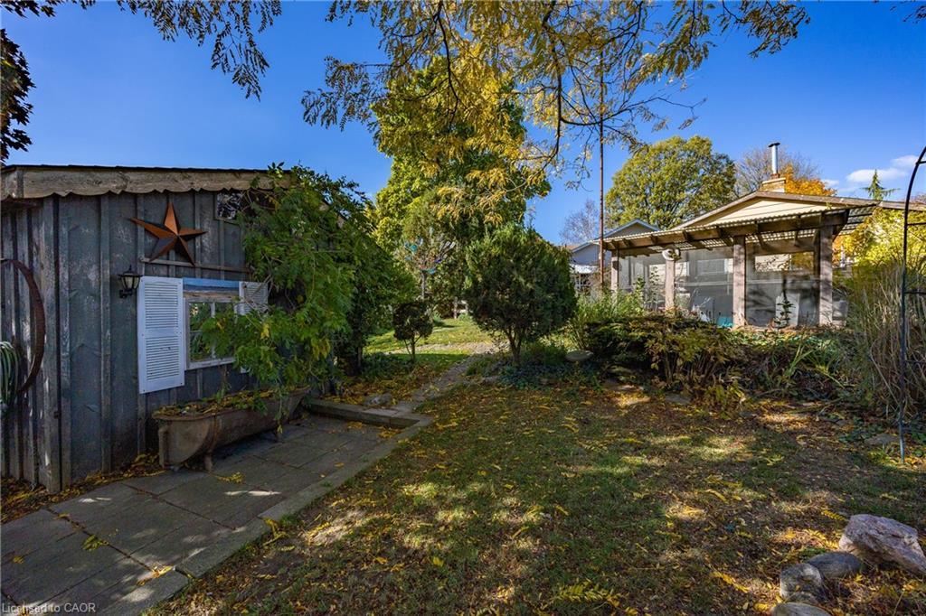 224 King Hiram Street, Ingersoll, ON - Outdoor