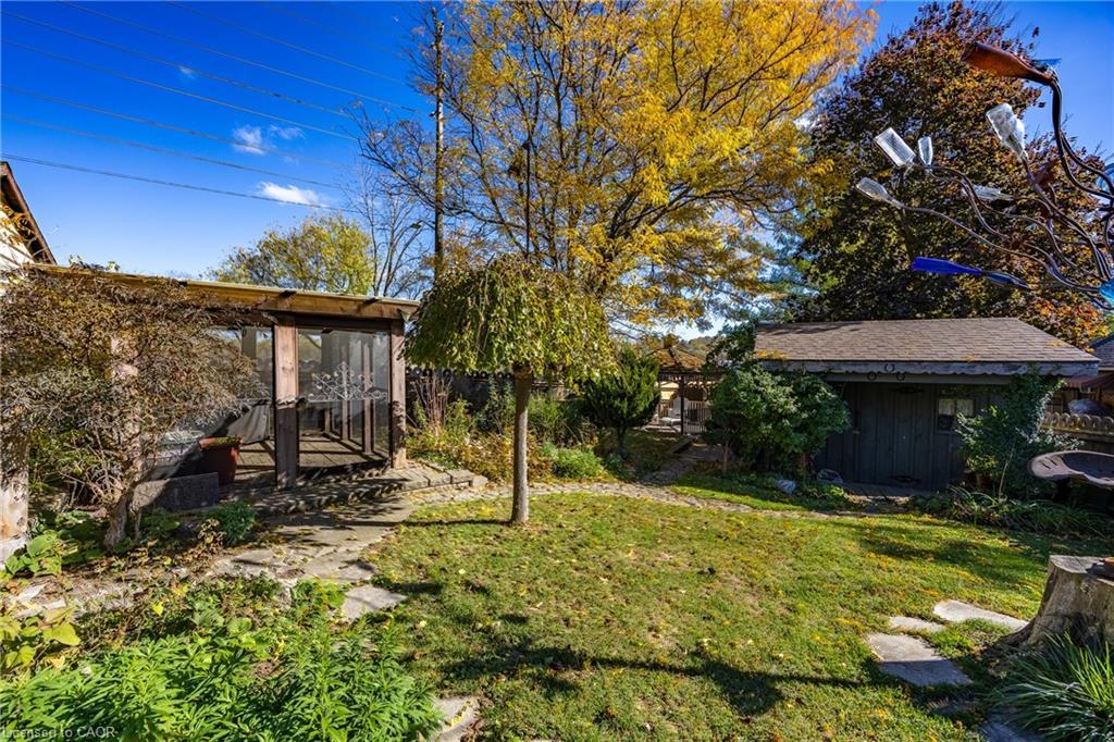 224 King Hiram Street, Ingersoll, ON - Outdoor