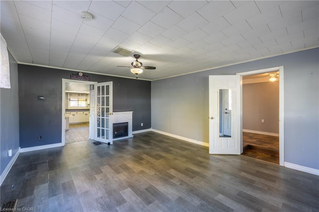 224 King Hiram Street, Ingersoll, ON - Indoor Photo Showing Other Room