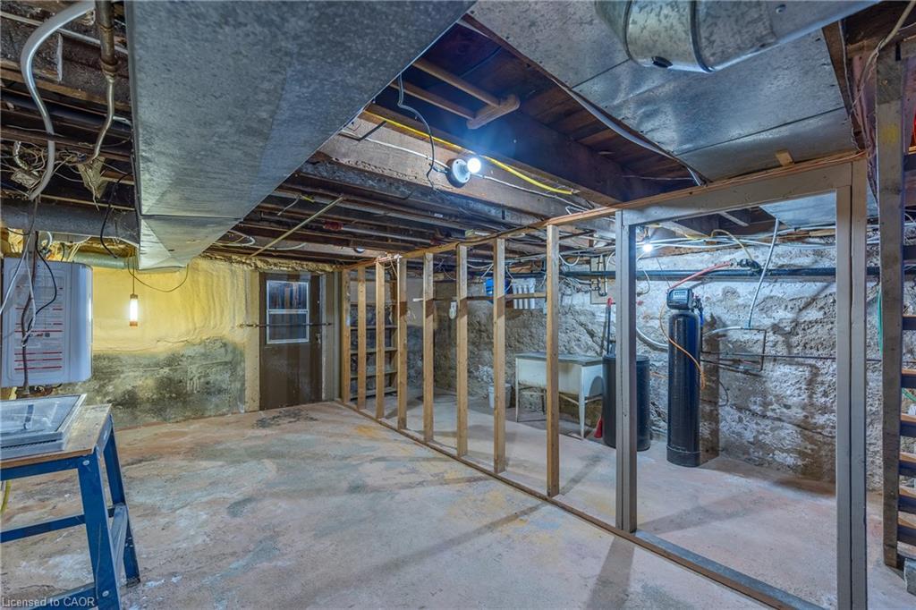 224 King Hiram Street, Ingersoll, ON - Indoor Photo Showing Basement