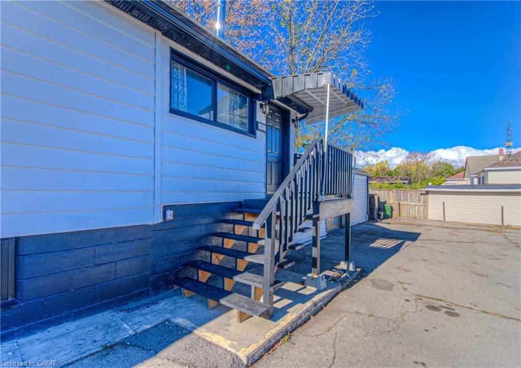 495 Melvin Avenue, Hamilton, ON - Outdoor