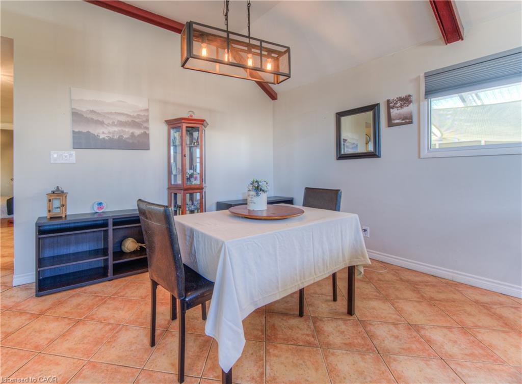 495 Melvin Avenue, Hamilton, ON - Indoor Photo Showing Dining Room