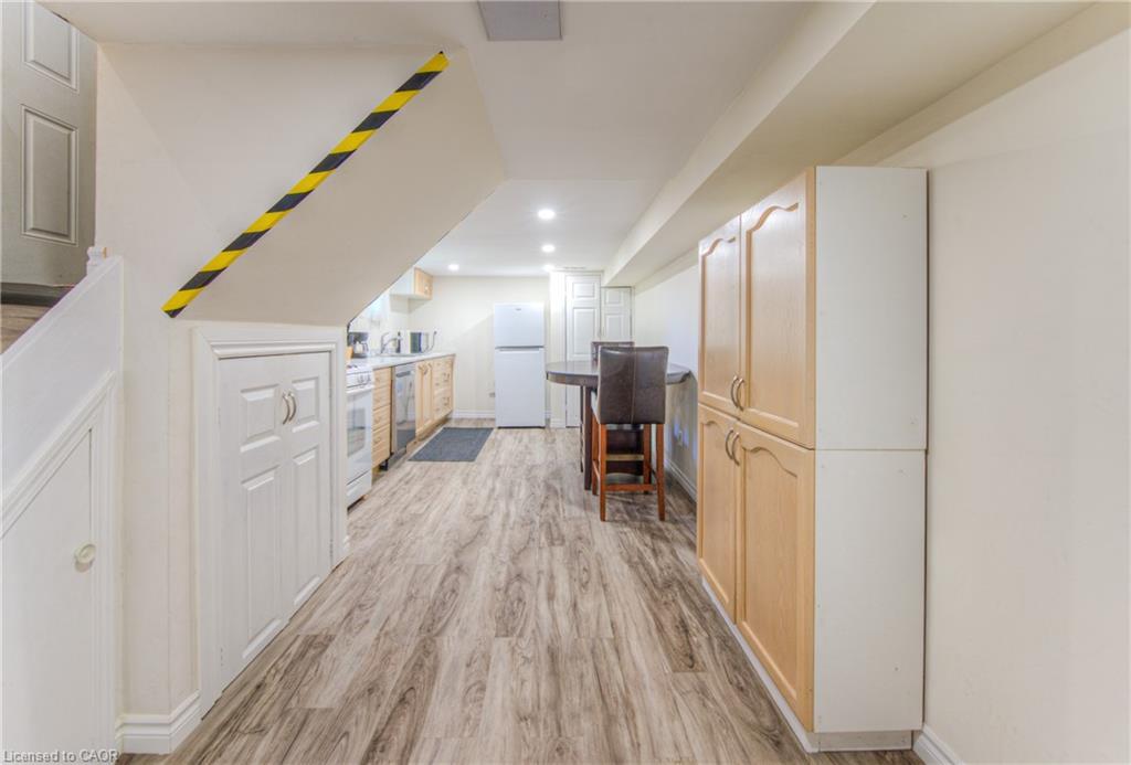 495 Melvin Avenue, Hamilton, ON - Indoor Photo Showing Other Room