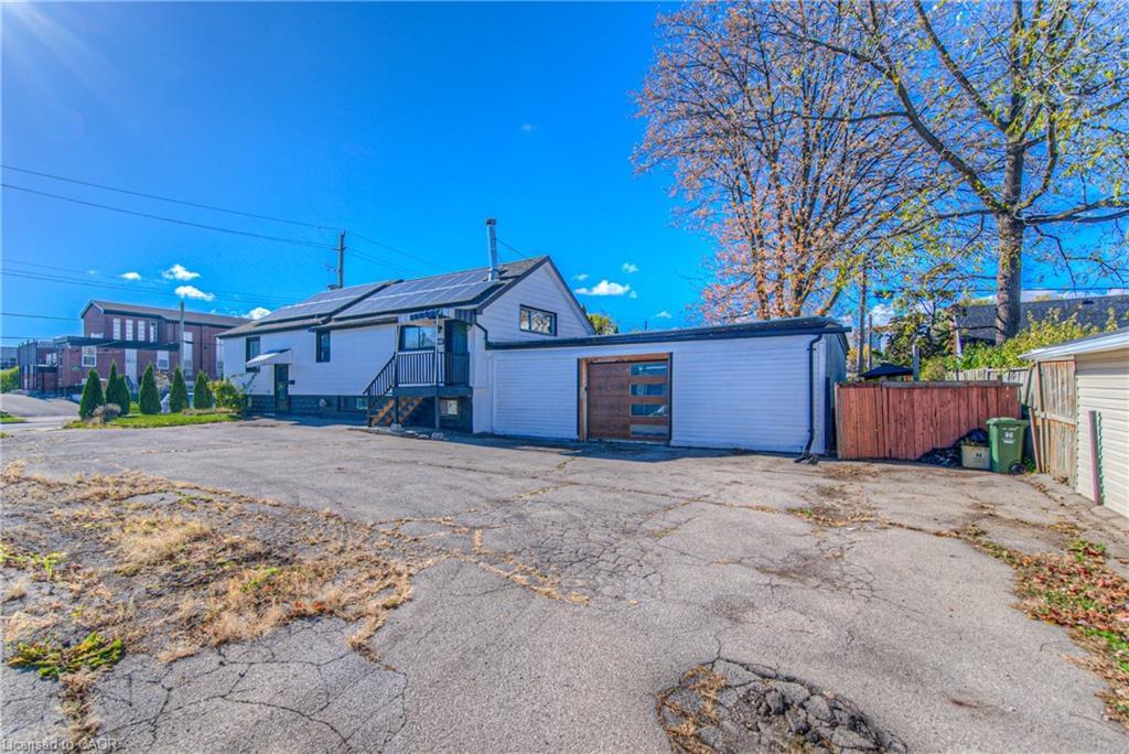 495 Melvin Avenue, Hamilton, ON - Outdoor