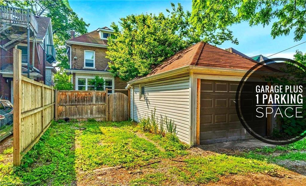 25 Spadina Avenue, Hamilton, ON - Outdoor