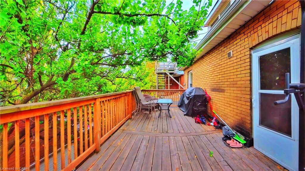 25 Spadina Avenue, Hamilton, ON - Outdoor With Deck Patio Veranda With Exterior