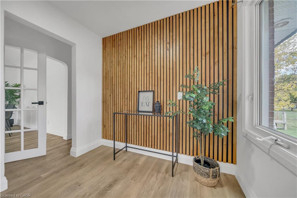 1717 Severn Avenue, Cambridge, ON - Indoor Photo Showing Other Room