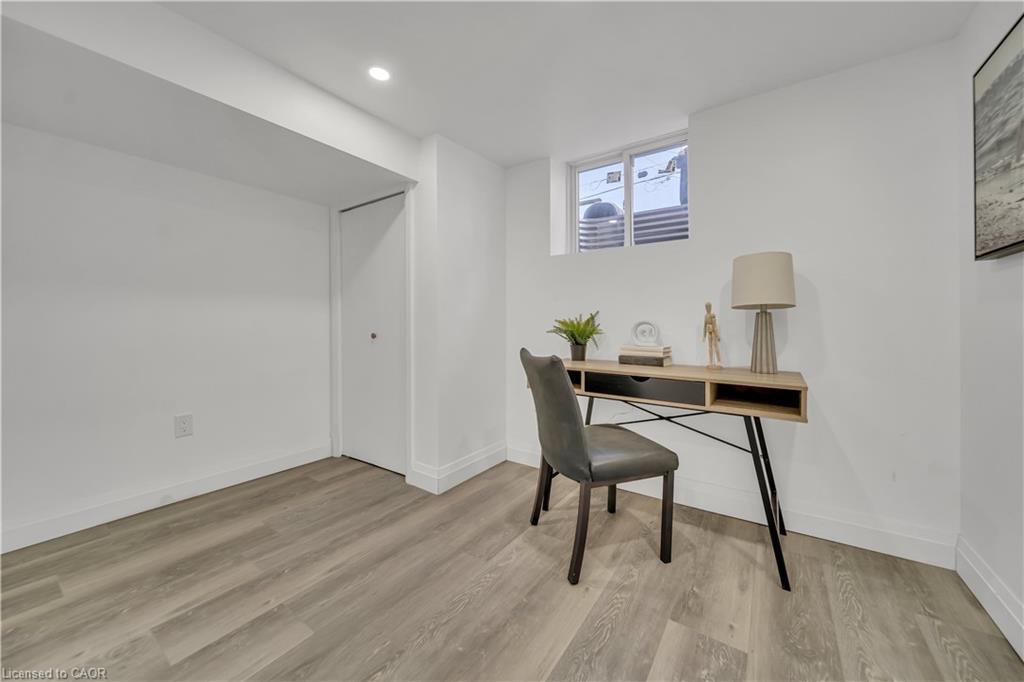 1717 Severn Avenue, Cambridge, ON - Indoor Photo Showing Office