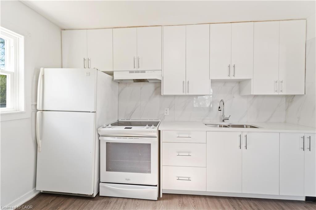 1788 Barton Street E, Hamilton, ON - Indoor Photo Showing Kitchen With Double Sink