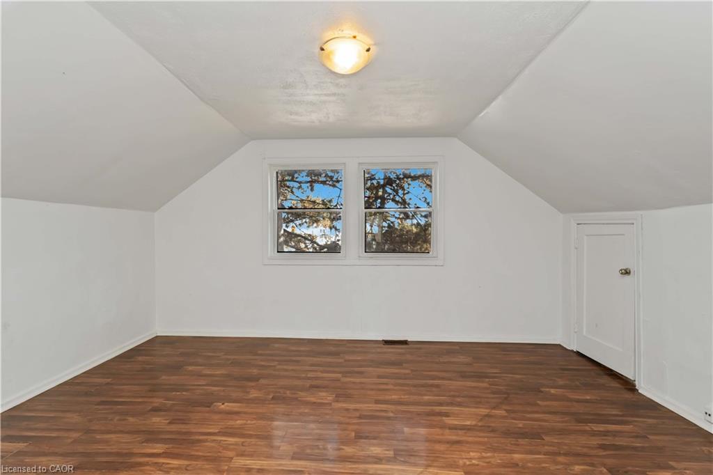 1788 Barton Street E, Hamilton, ON - Indoor Photo Showing Other Room