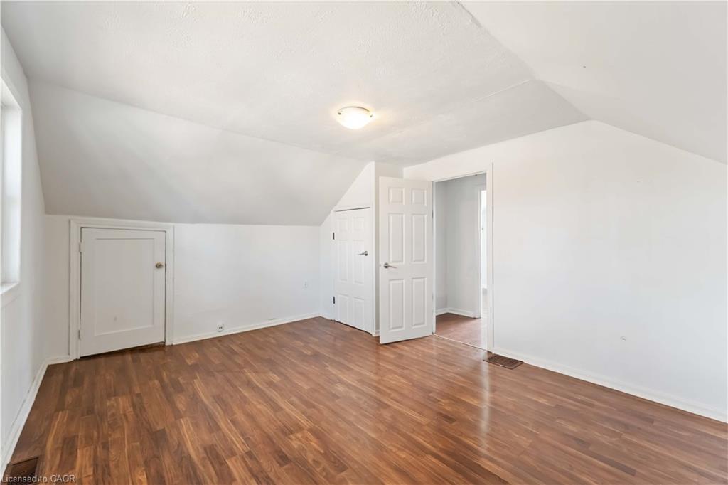 1788 Barton Street E, Hamilton, ON - Indoor Photo Showing Other Room