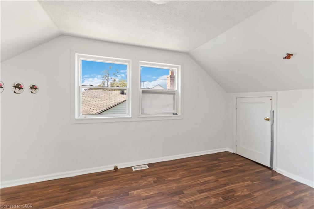 1788 Barton Street E, Hamilton, ON - Indoor Photo Showing Other Room