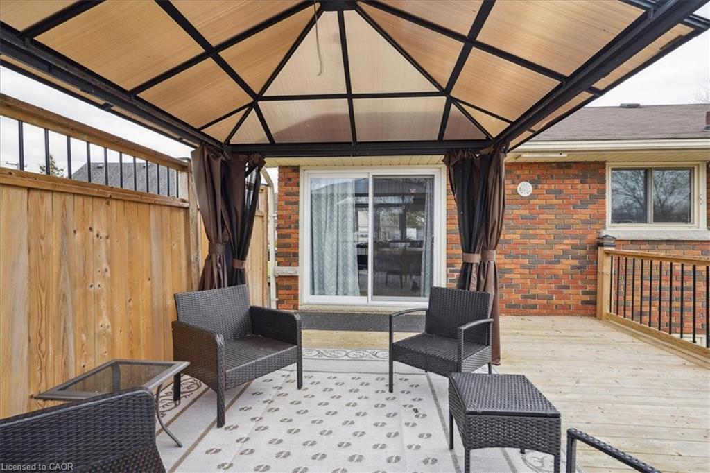 5117 Canborough Road, Wellandport, ON - Outdoor With Deck Patio Veranda With Exterior