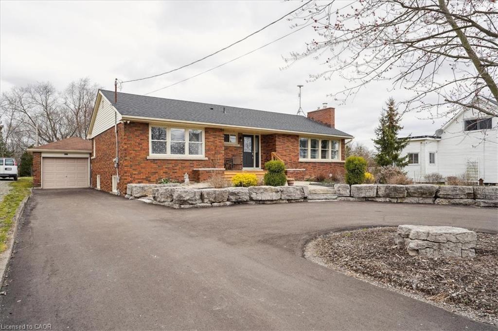 5117 Canborough Road, Wellandport, ON - Outdoor