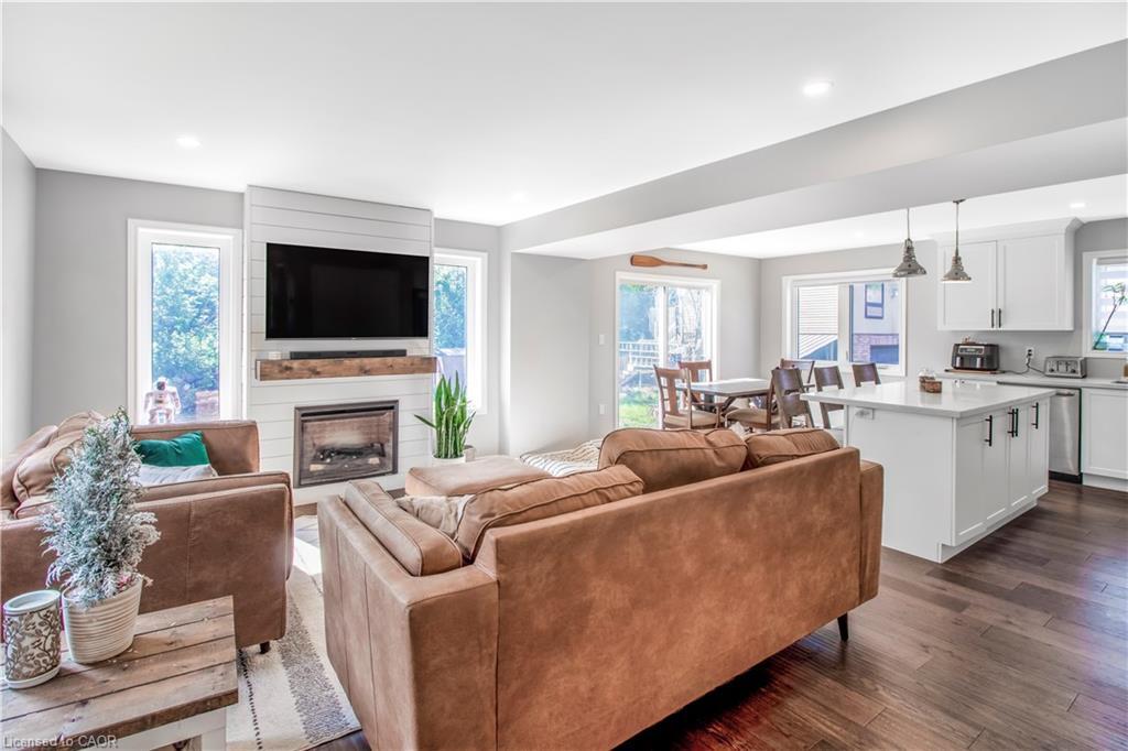 25555 Maple Beach Road, Brock, ON - Indoor Photo Showing Living Room With Fireplace