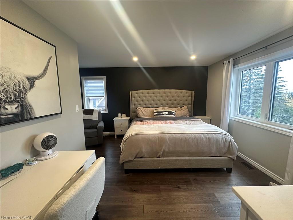 25555 Maple Beach Road, Brock, ON - Indoor Photo Showing Bedroom