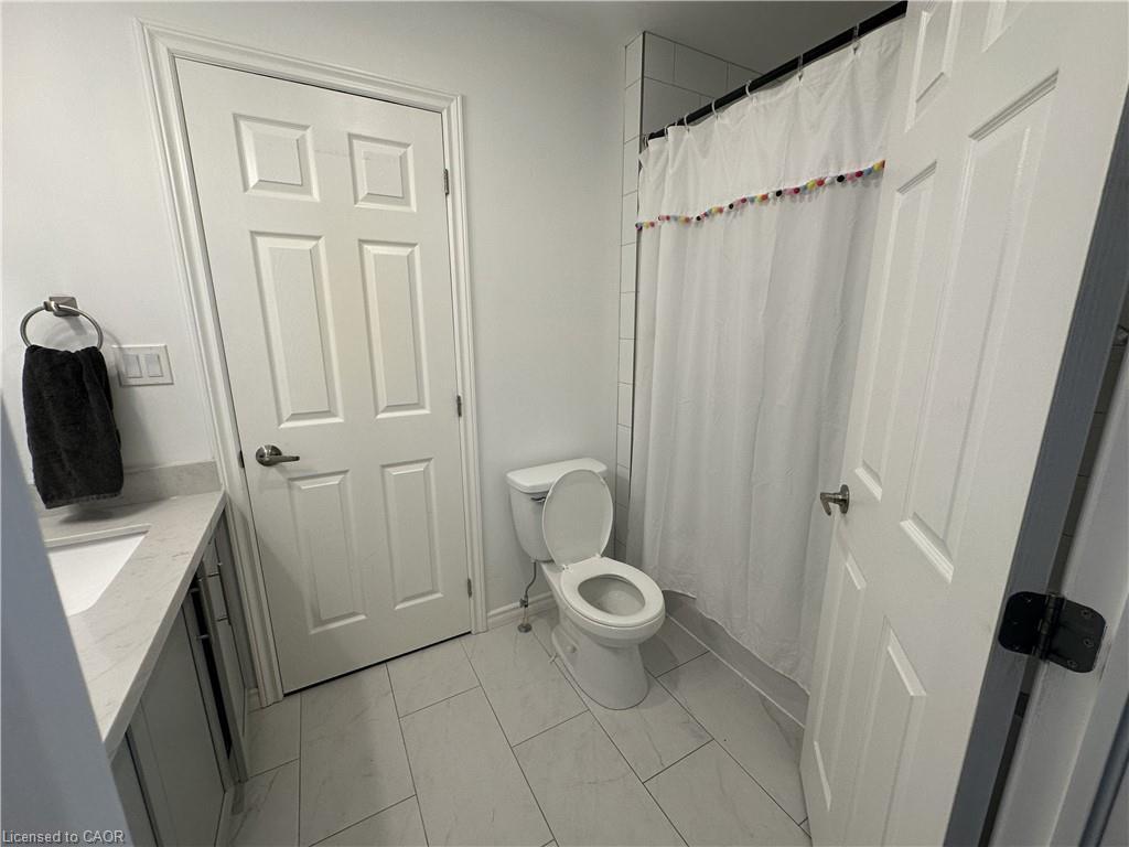 25555 Maple Beach Road, Brock, ON - Indoor Photo Showing Bathroom