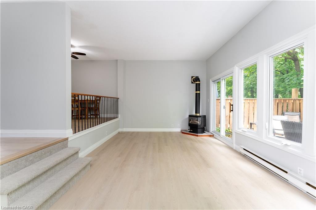 165-2050 Upper Middle Road, Burlington, ON - Indoor Photo Showing Other Room