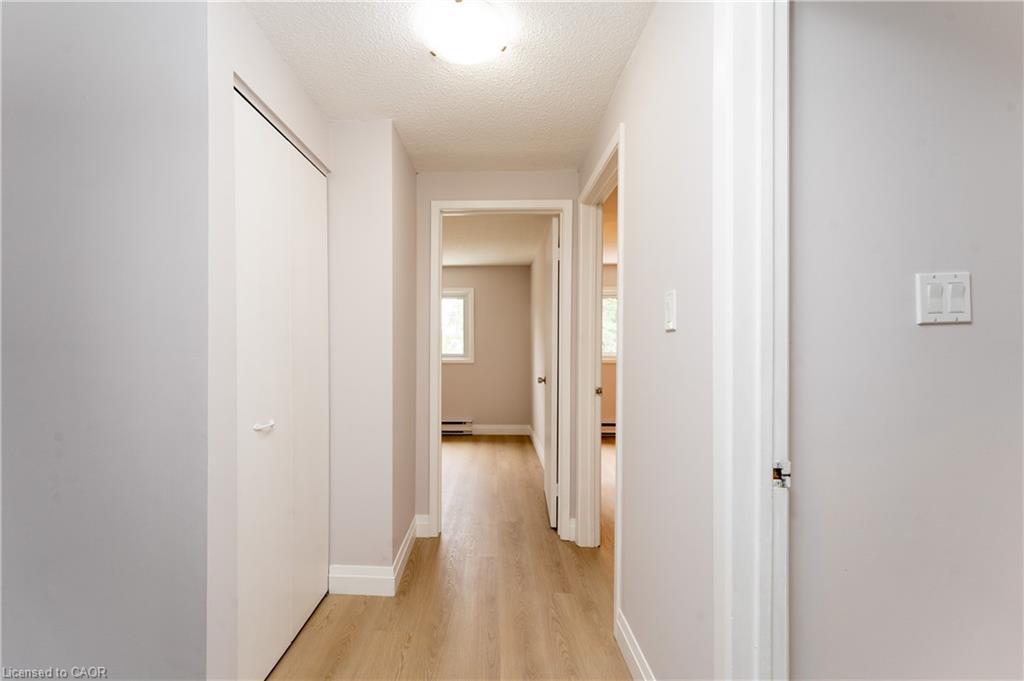 165-2050 Upper Middle Road, Burlington, ON - Indoor Photo Showing Other Room