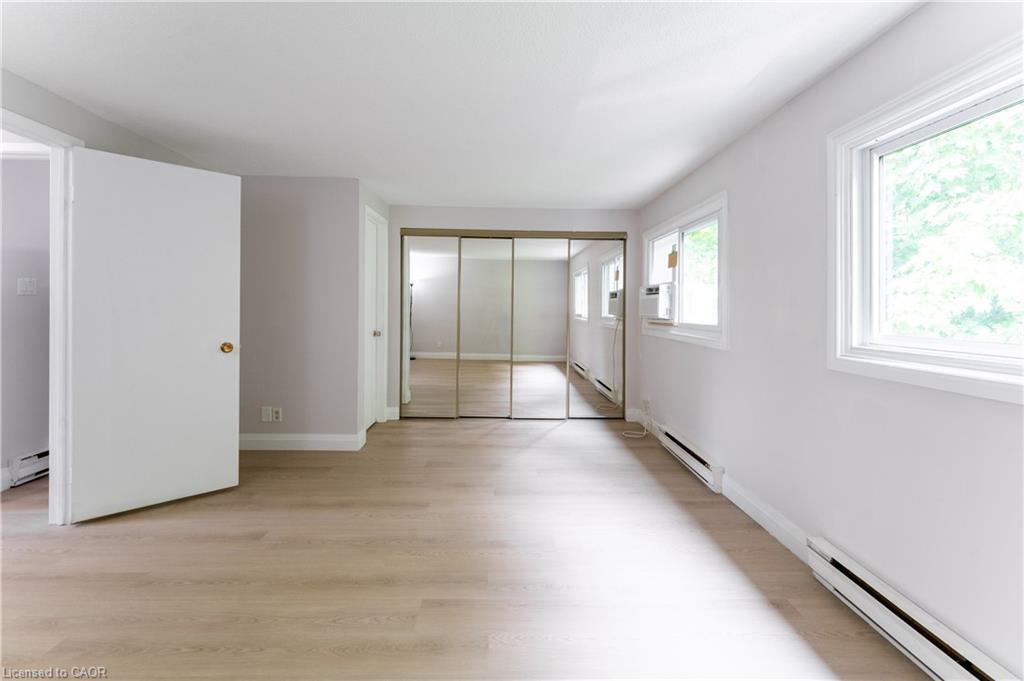 165-2050 Upper Middle Road, Burlington, ON - Indoor Photo Showing Other Room