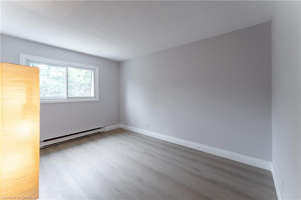 165-2050 Upper Middle Road, Burlington, ON - Indoor Photo Showing Other Room