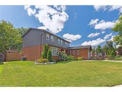 42 Hillside Drive Georgetown, ON L7G 4W3