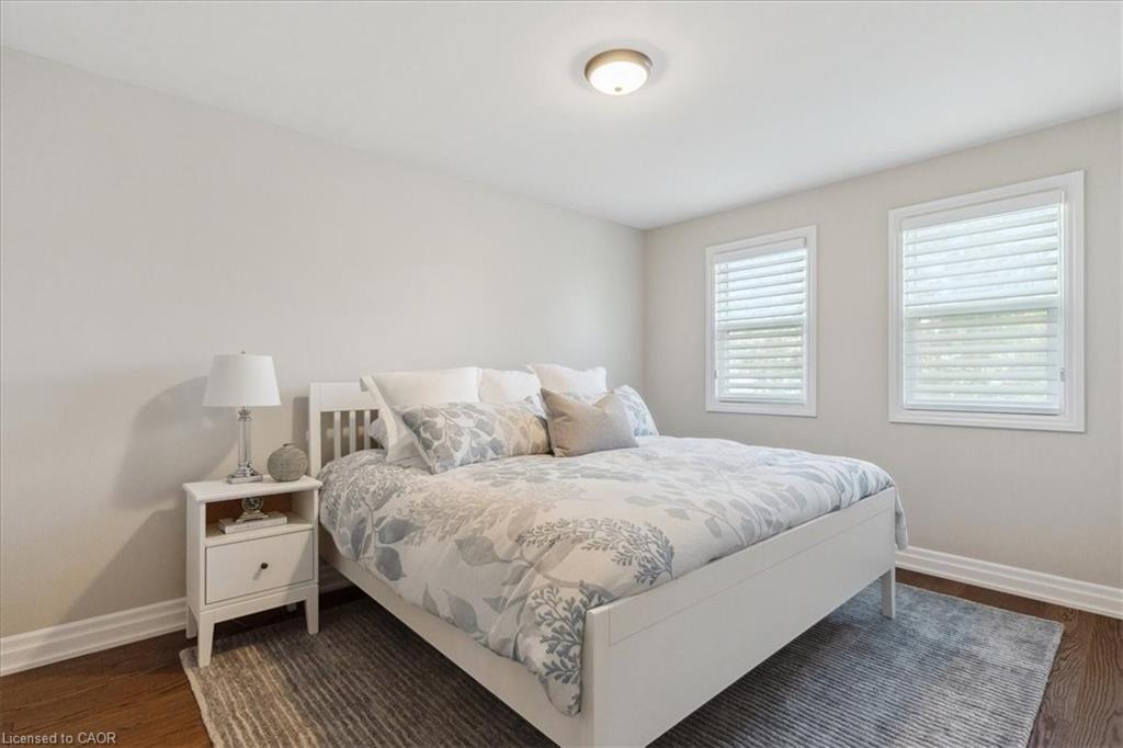 42 Hillside Drive, Georgetown, ON - Indoor Photo Showing Bedroom