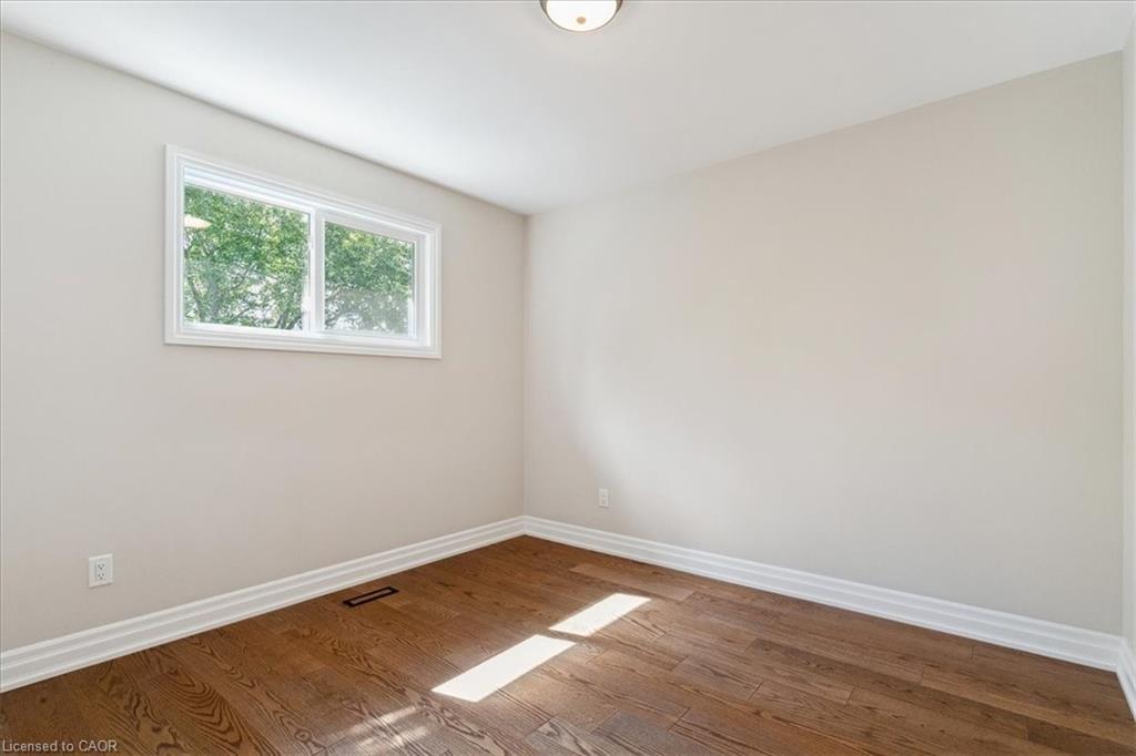 42 Hillside Drive, Georgetown, ON - Indoor Photo Showing Other Room