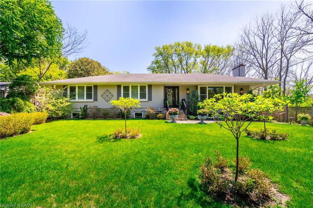 4306 Lakeshore Road, Burlington, ON - Outdoor With Facade