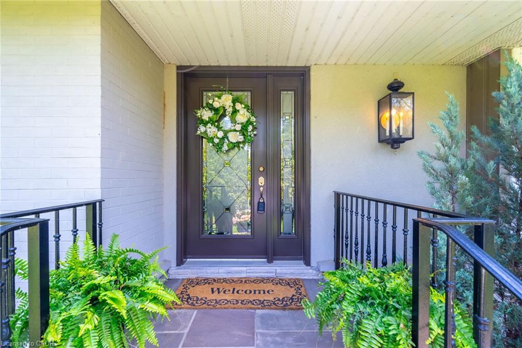 4306 Lakeshore Road, Burlington, ON - Outdoor With Exterior