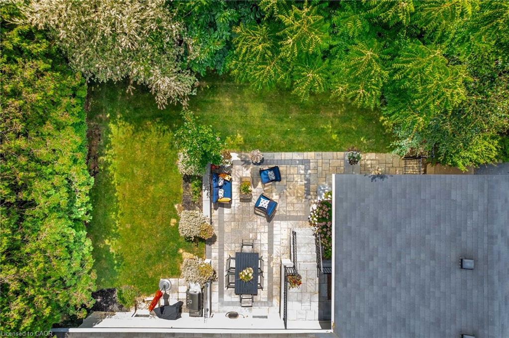 4306 Lakeshore Road, Burlington, ON - Outdoor