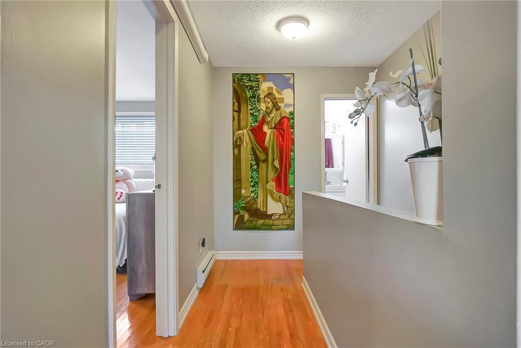 10-201 Silvercreek Parkway N, Guelph, ON - Indoor Photo Showing Other Room