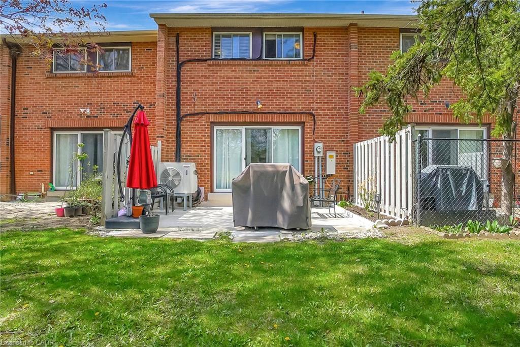 10-201 Silvercreek Parkway N, Guelph, ON - Outdoor With Deck Patio Veranda With Exterior