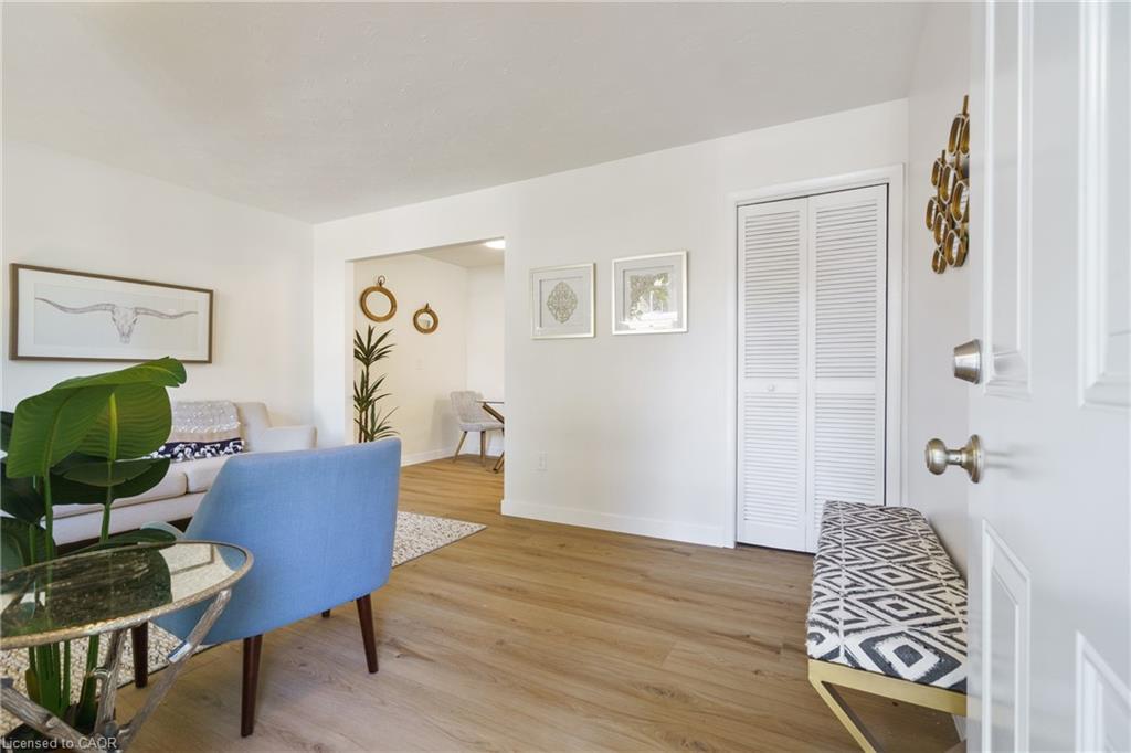 161 Homewood Avenue, Hamilton, ON - Indoor