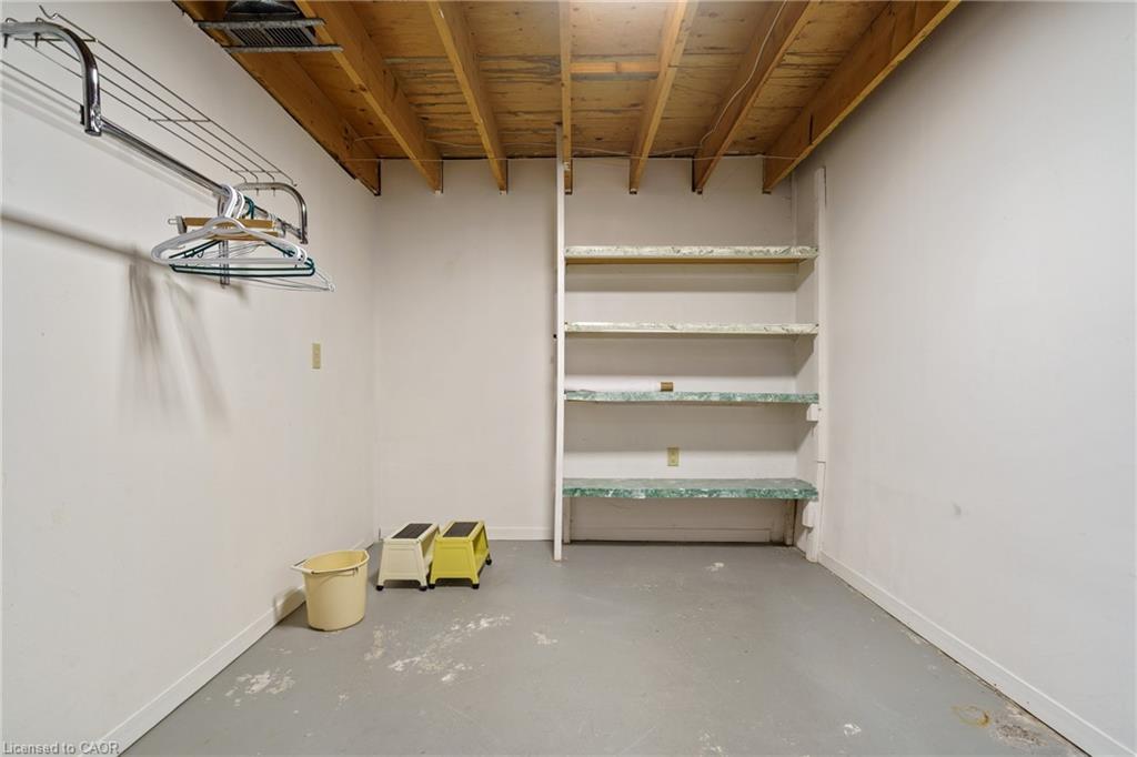 161 Homewood Avenue, Hamilton, ON - Indoor