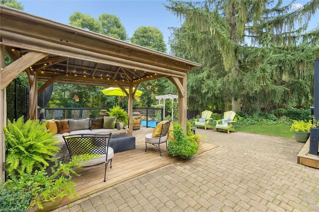 4 Berkley Place, Guelph, ON - Outdoor With Deck Patio Veranda