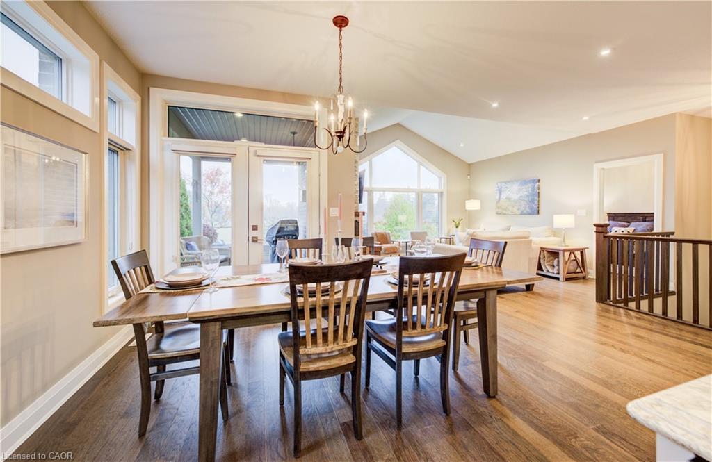 683 Forman Avenue, Stratford, ON - Indoor Photo Showing Dining Room