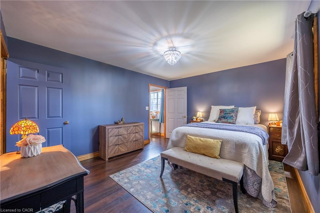 16 Chestnut Street, Port Rowan, ON - Indoor Photo Showing Bedroom